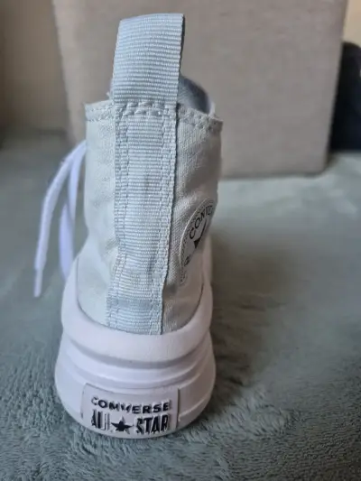 Zapatilla alta blanca de lona - miniatura 2