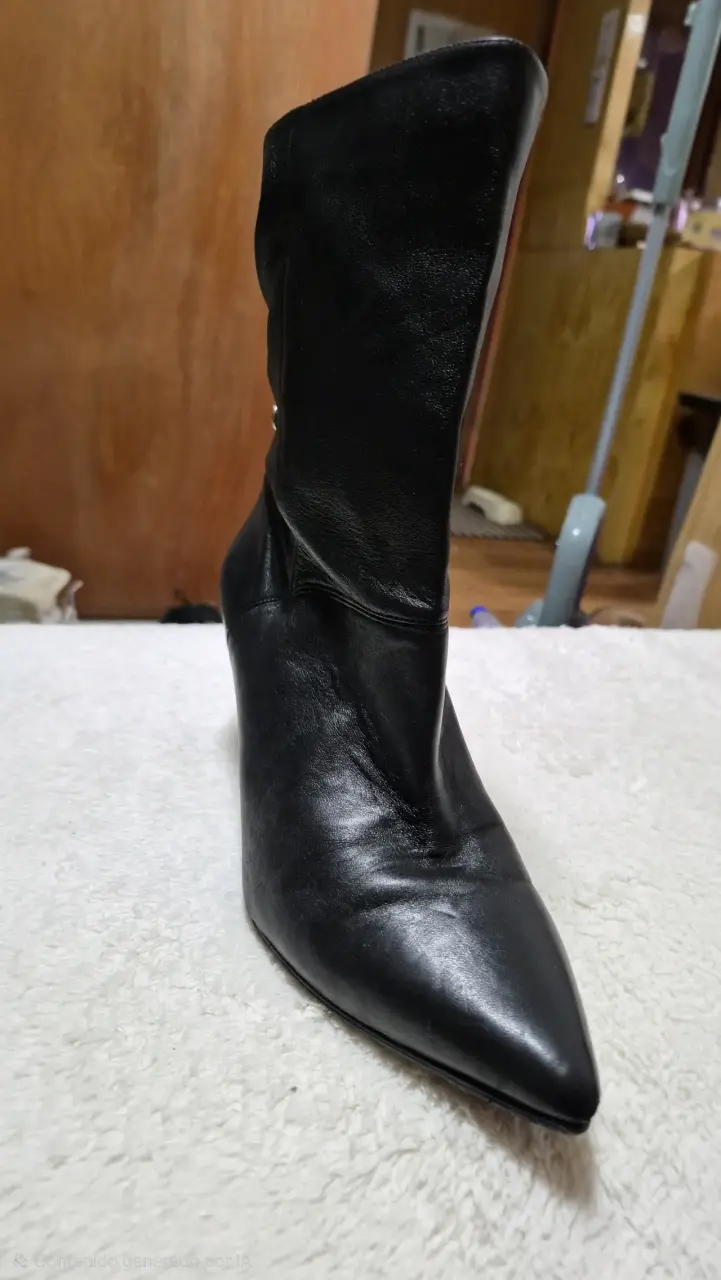 Botas de cuero negras con tacón - 2