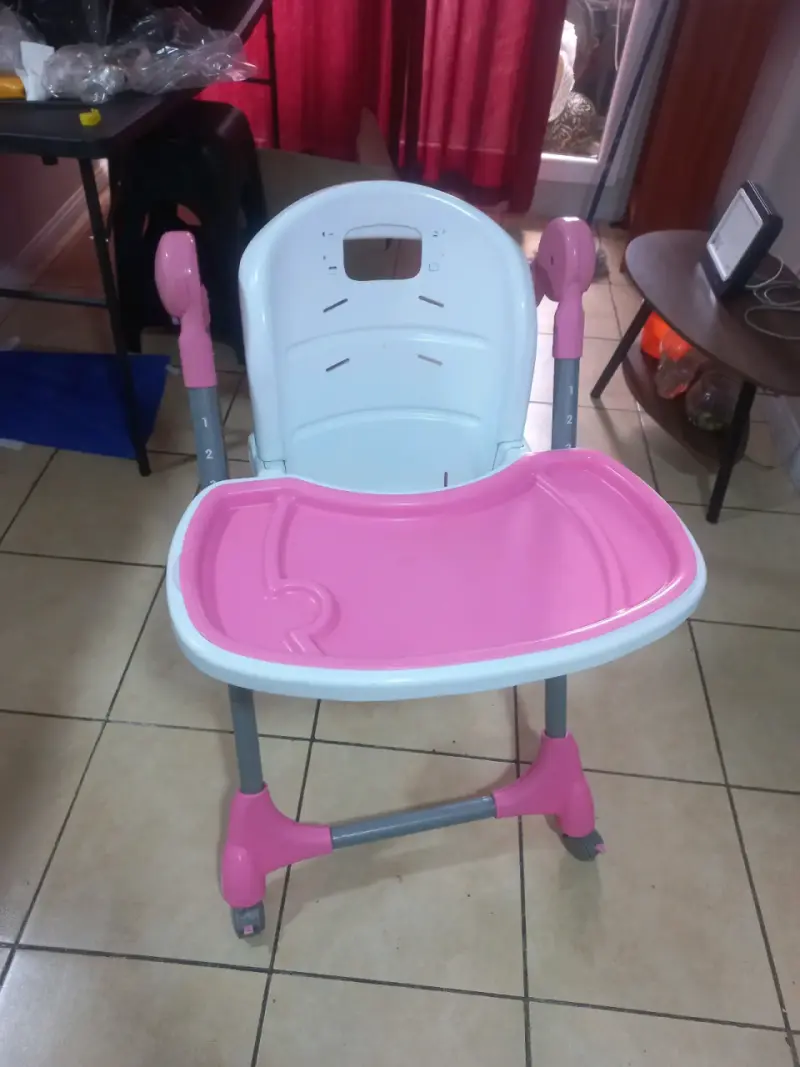 Silla de comer para bebé rosa - 4
