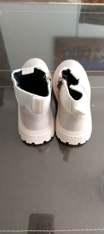 Botines blancos para niñas con cierre lateral - miniatura 4
