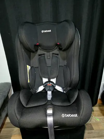 Silla de auto Bebesit negra segura - miniatura 1