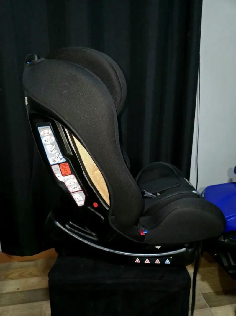 Silla de auto Bebesit negra segura - 2
