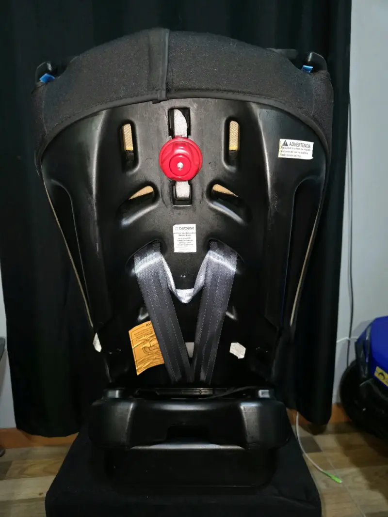 Silla de auto Bebesit negra segura - 4