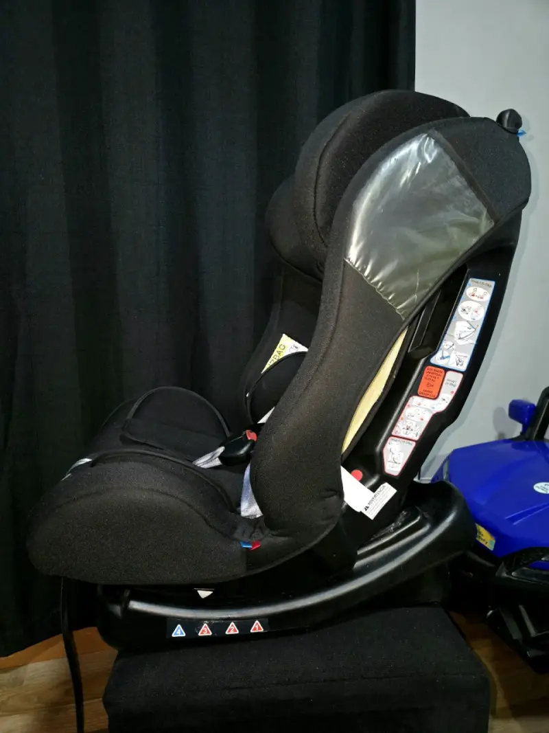 Silla de auto Bebesit negra segura - 5