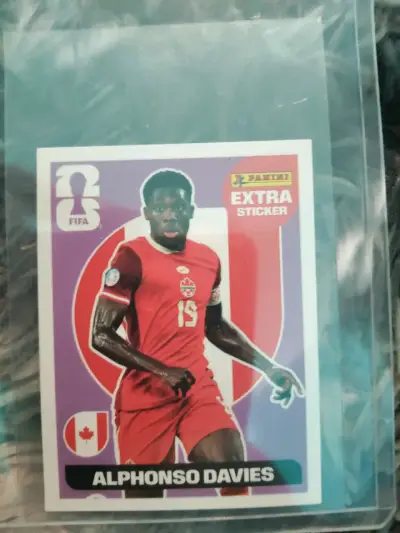 Lámina Panini Alphonso Davies FIFA - miniatura 1