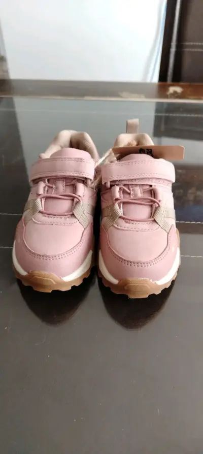 Zapatillas  rosadas para niña - miniatura 1