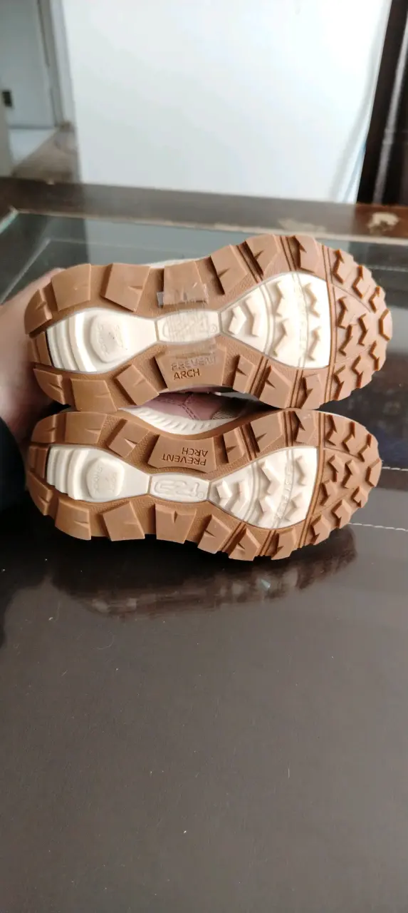 Zapatillas  rosadas para niña - 4