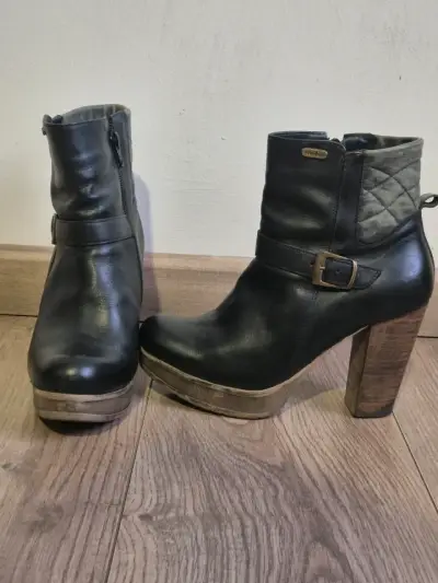 Botines de cuero negro con tacón alto - miniatura 2