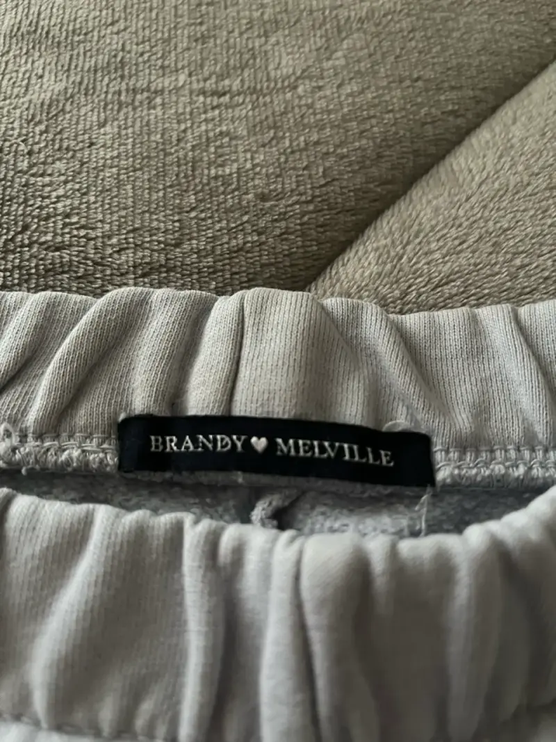 Pantalón de buzo brandy melville - 3