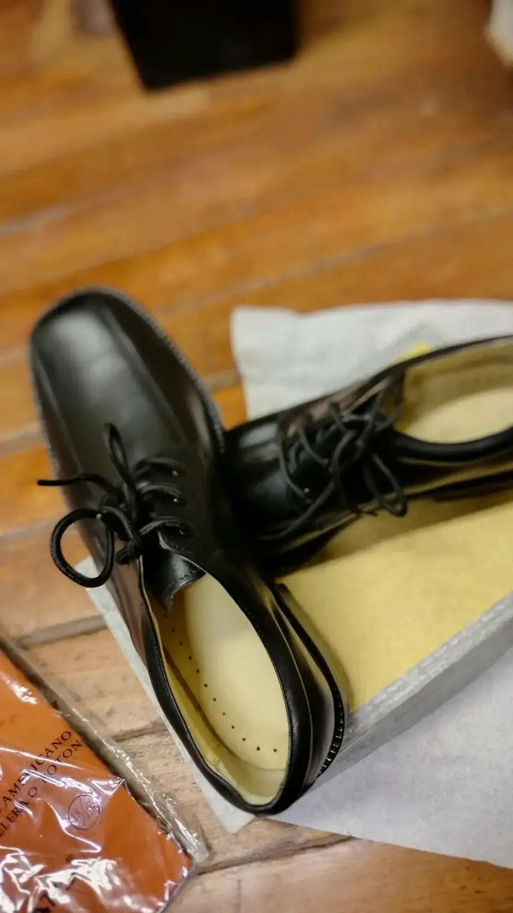 Zapatos de vestir negros para hombre - 1