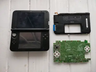 Nintendo 3DS XL para repuesto - miniatura 1