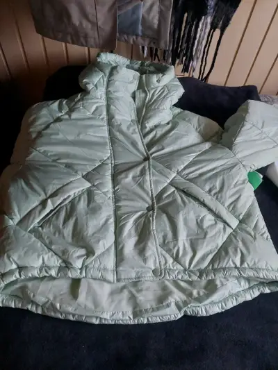 Chaqueta acolchada verde menta - miniatura 1