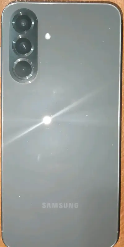 Samsung Galaxy A54 en buen estado - miniatura 1