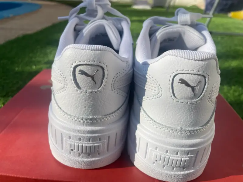 Zapatillas deportivas blancas - 3