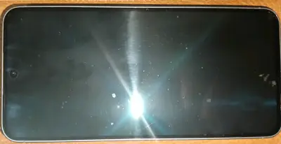 Samsung Galaxy A56 en buen estado - miniatura 3