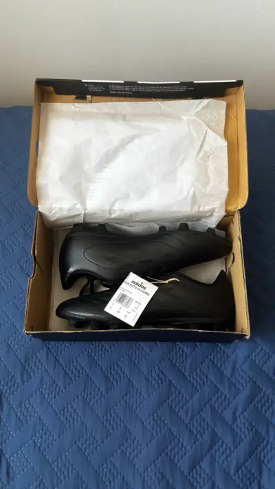 Zapatillas de fútbol Adidas color negro - miniatura 2