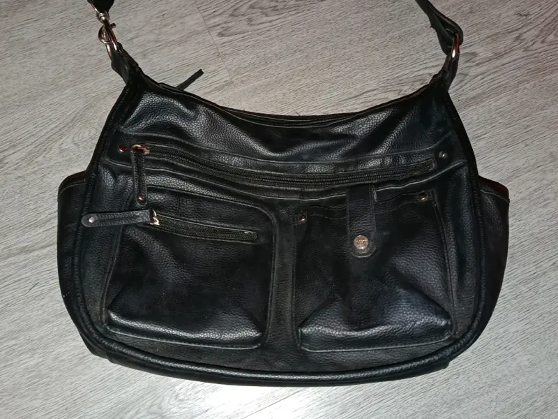 Bolso de cuero negro con múltiples bolsillos - 2