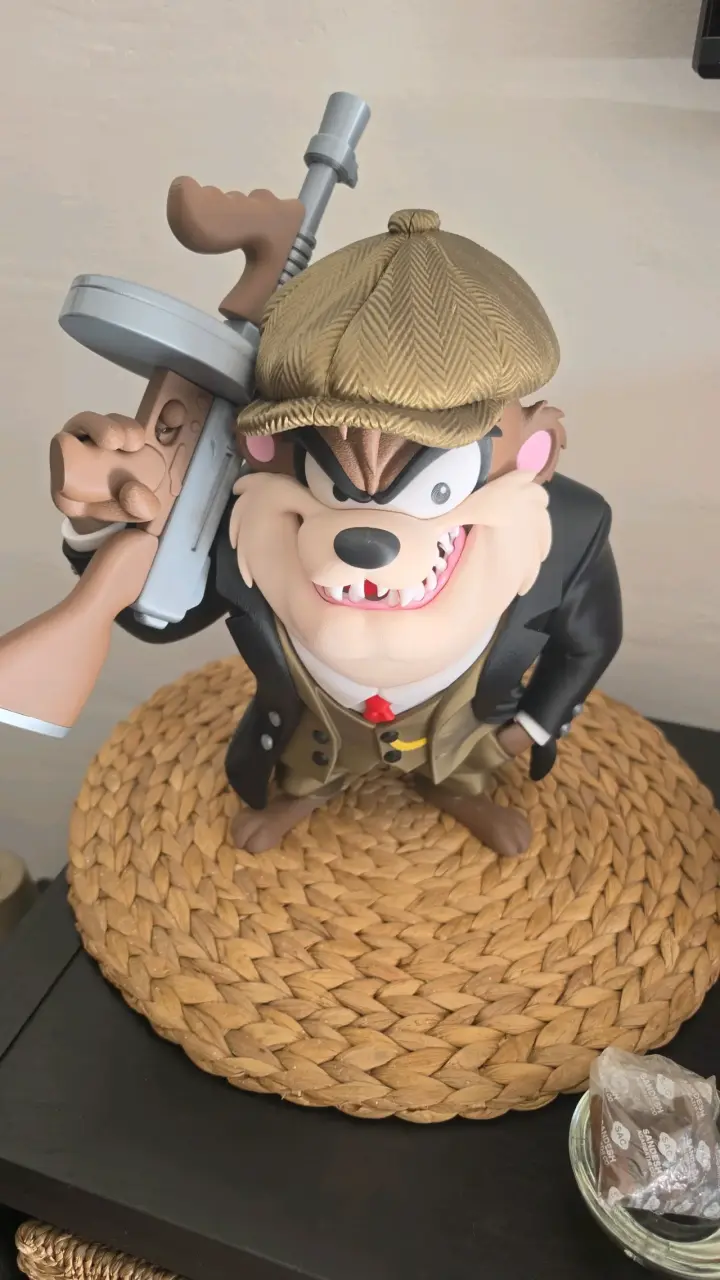Figura de colección Taz Peaky Blinders - 2