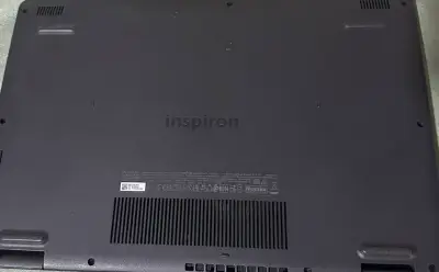 Laptop Dell Inspiron 15 3000 - miniatura 3
