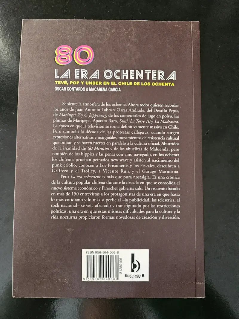 Libro 'La Era Ochentera' de Óscar Contardo - 2