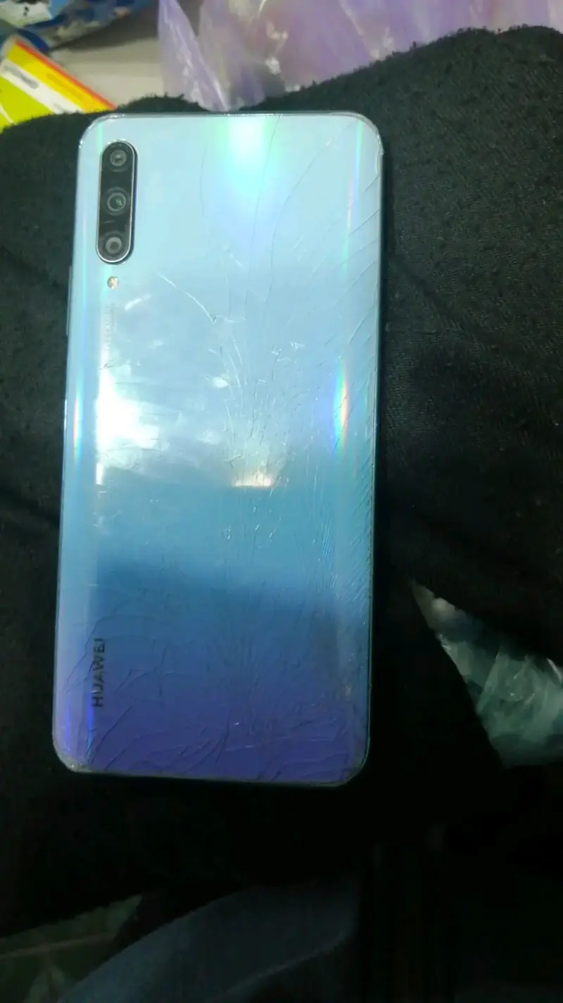 Huawei Y9 - 2