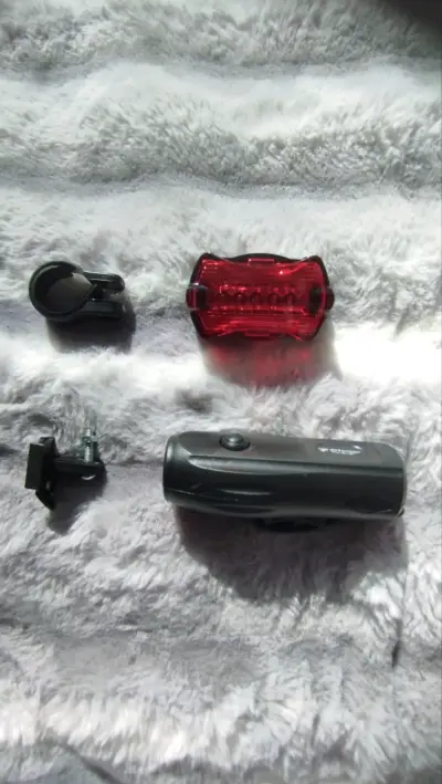 Juego de luces para bicicleta Defensor - miniatura 2
