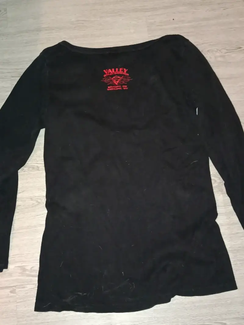 Polera Harley-Davidson negra con diseño - 4