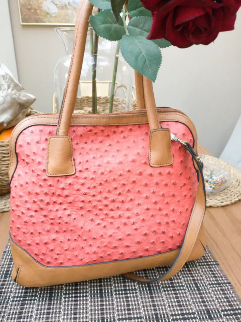 Bolso London Fog color coral y camel - 3