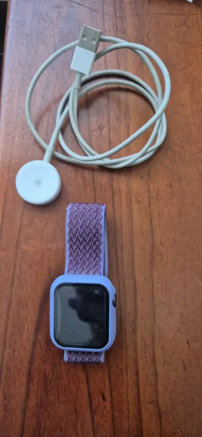 Apple watch 3 Nike con cargador incluid - miniatura 1
