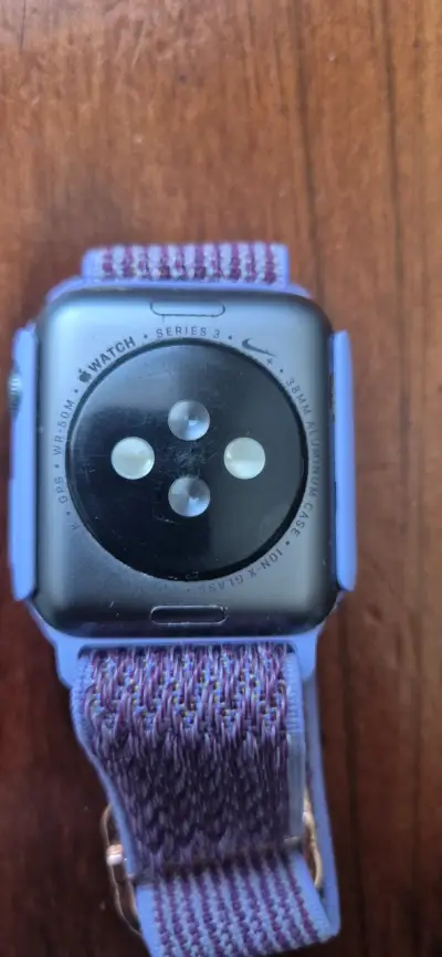 Apple watch 3 Nike con cargador incluid - miniatura 2