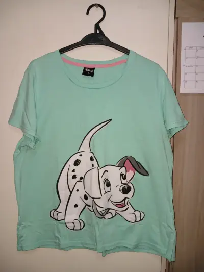 Polera de Pijama, diseño Disney, Talla XL. - miniatura 1