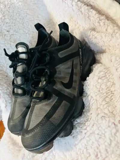 Zapatillas Nike Vapormax negras - miniatura 3