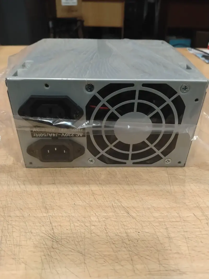 Fuente de poder para PC con cables - 2