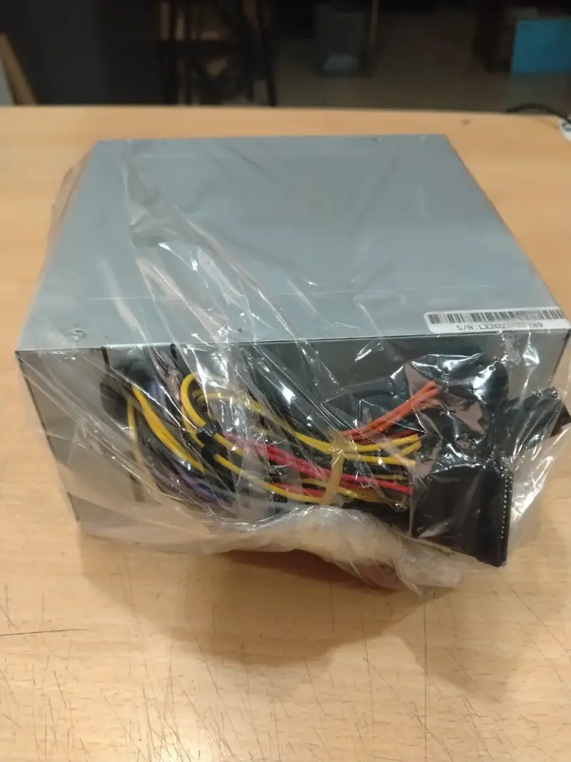 Fuente de poder para PC con cables - 3