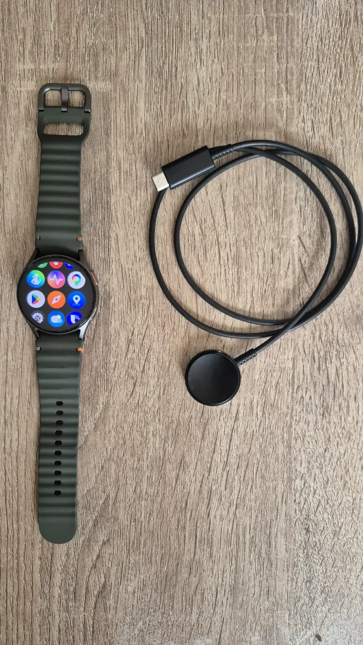 Reloj Samsung Galaxy Watch 7 - 2