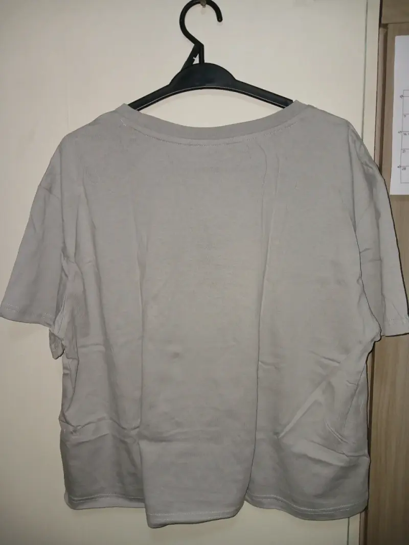 Polera gris Diadora para mujer. - 3