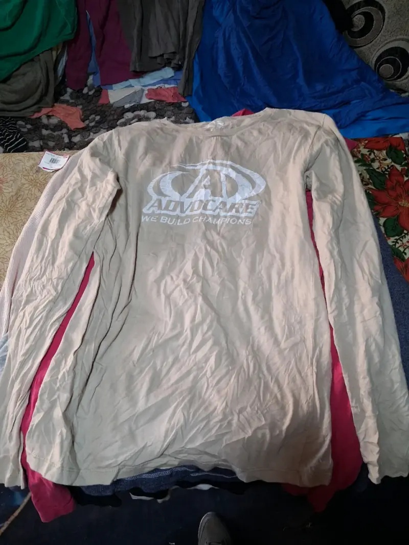 Poleras manga larga distintas tallas - 3