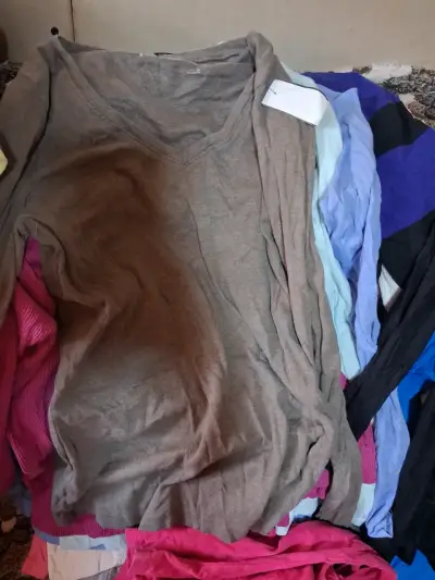 Poleras manga larga distintas tallas - miniatura 4