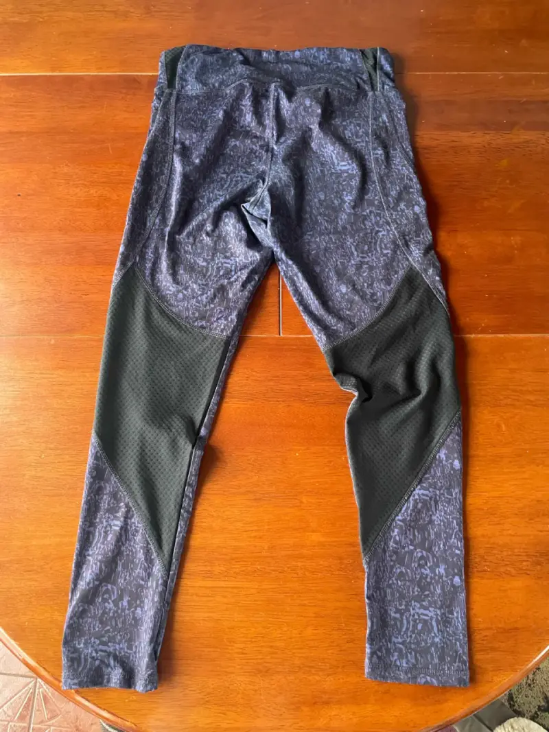 Leggings deportivos con diseño estampado Talla M - 1