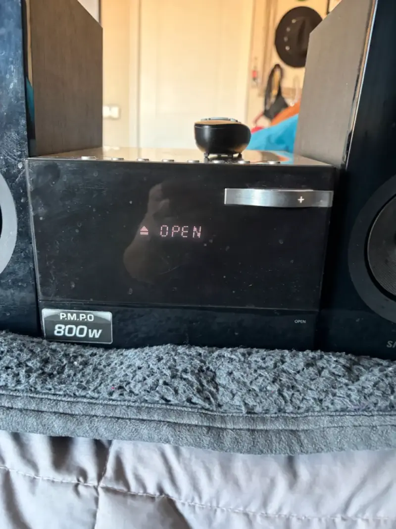 Equipo de sonido Samsung 800W con parlantes - 1