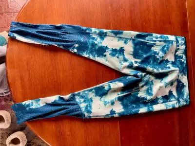 Leggings deportivos estampados azul y blanco - miniatura 2