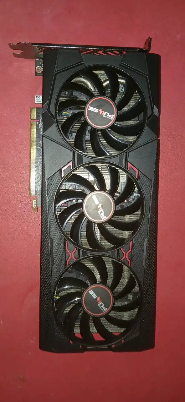 Sapphire Pulse RX 5600 xt 3 ventiladores - 2