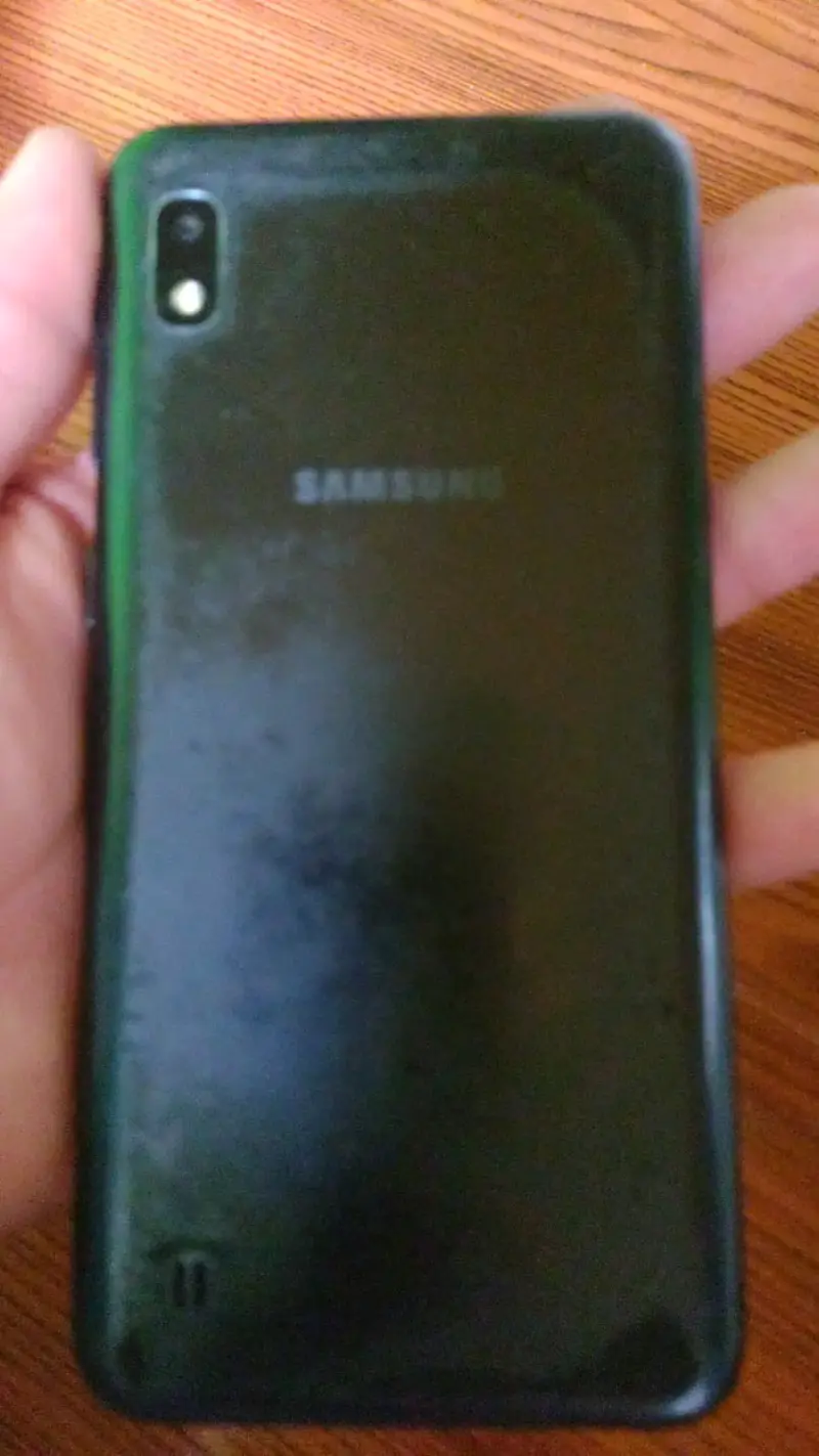 Samsung Galaxy A10 en buen estado negociable - 5