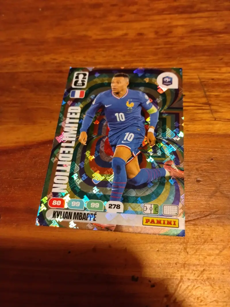 Tarjeta de Adrenalyn Edición Limitada de K.Mbappe.