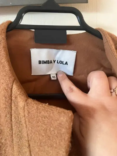 Abrigo Bimba y Lola 50%lana - miniatura 3