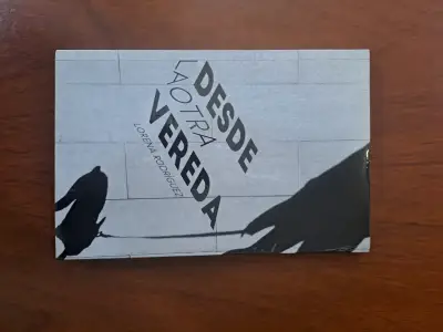 Libro 'Desde la otra vereda' de Lorena Rodríguez - miniatura 1