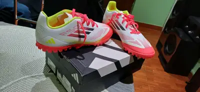 Zapatillas deportivas adidas 37.5 - miniatura 2