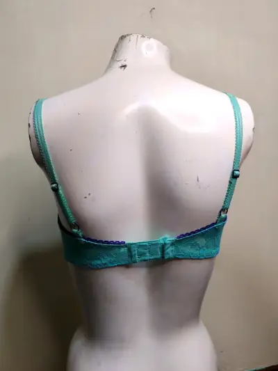 Sostén de encaje verde con detalles azul - miniatura 5