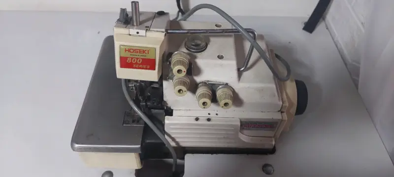 Máquina overlock industrial Hoseki HK800-5 - 2