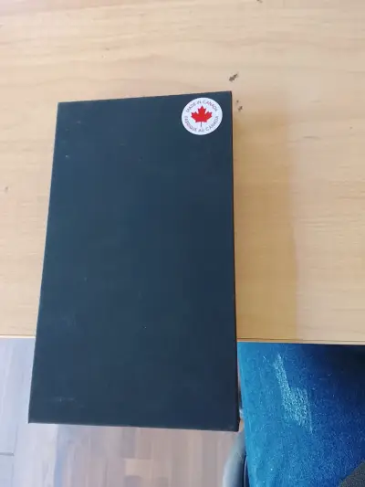 Carcasa Samsung S25 nueva  hecho en Canadá - miniatura 1